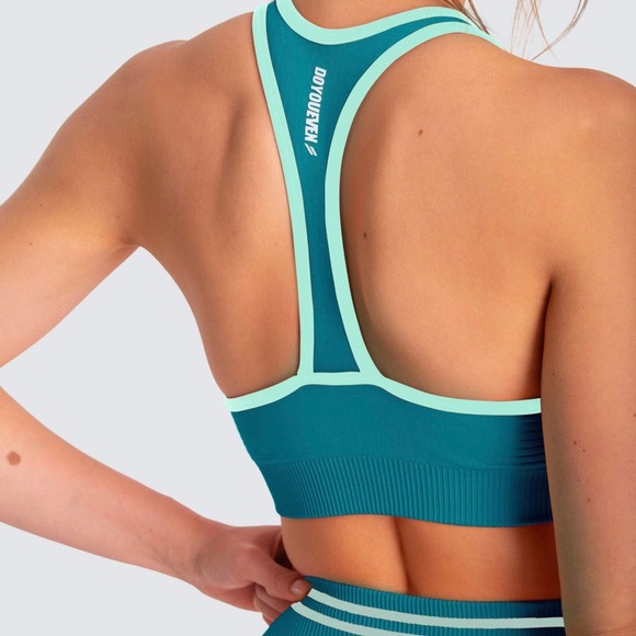 New Do You Even Scrunch Seamless Crop XS - Picture 2 of 8